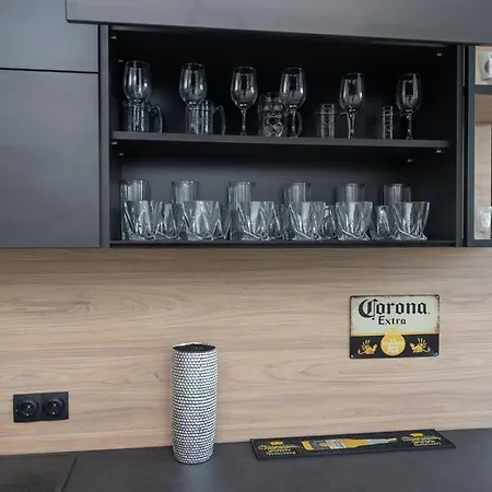 Apartment солнечные просторные метро минская